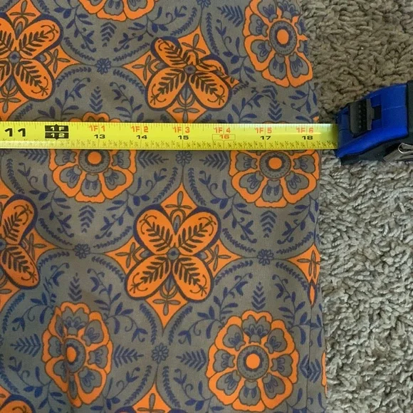 CAbi Arabesque Cami Tank Top Size Small - Picture 7 of 7